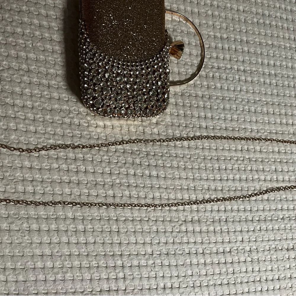 Like NEW Verano Hill Majestic Diamond Clutch ✨👛 - Picture 10 of 11